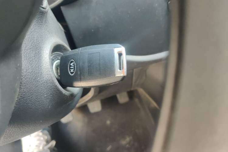 Used Kia K2 2017 Sedan 1.4L Manual Transmission GLS
