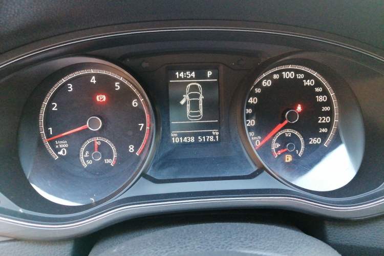 Used Volkswagen Passat 2017 330TSI DSG Luxury Edition
