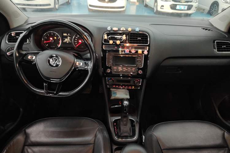 Used Volkswagen Polo 2014 1.6L Automatic Luxury Edition