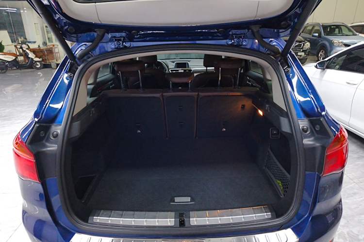 Used BMW X1 2018 sDrive18Li Luxury Model
