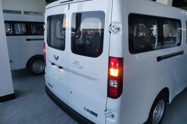 Used Wuling Yangguang 