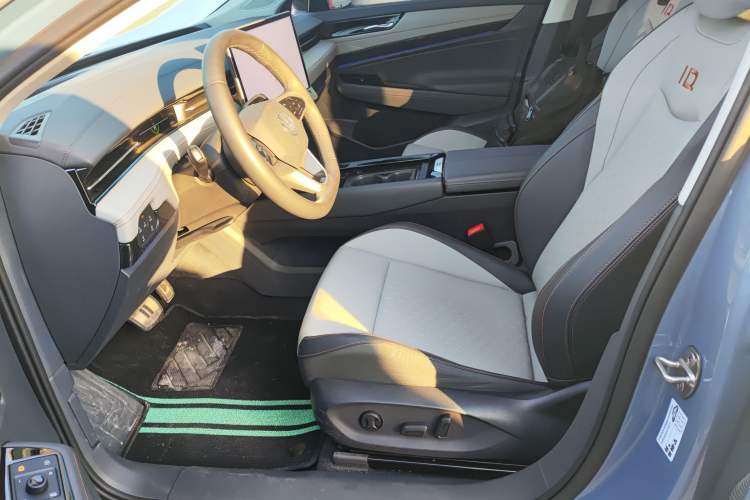 Used Volkswagen ID.7 VIZZION 2024 AIR model
