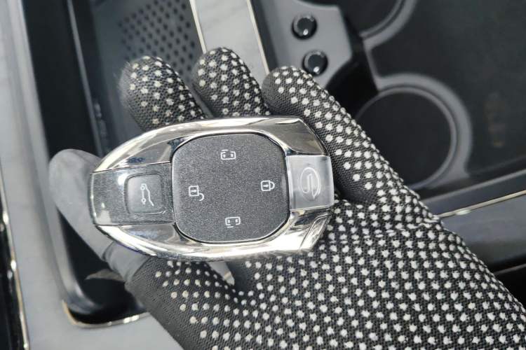 Used GAC Trumpchi Xiangwang M8 2025 Kunkun Series Ultra First-Class Cabin