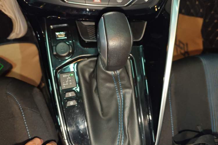 Used Peugeot 308 2018 1.6L Automatic Luxury Edition