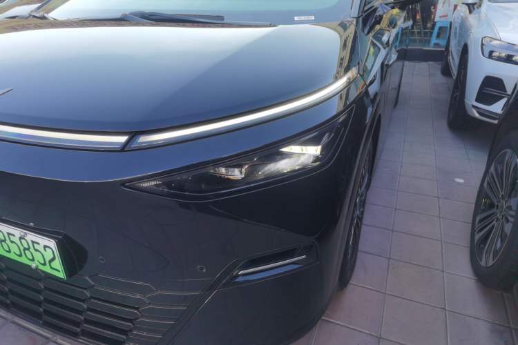 Used XPeng X9 2025 740 Ultra-Long Range Max