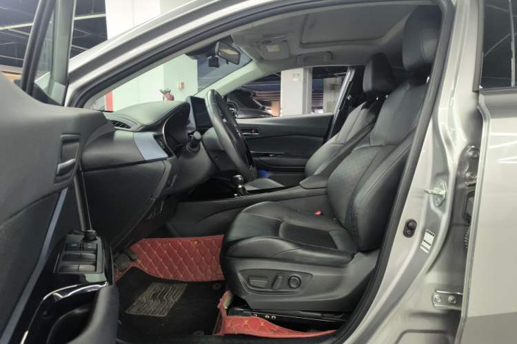 Used Toyota IZOA 2021 Dual-Motor 2.0L Yichi Edition