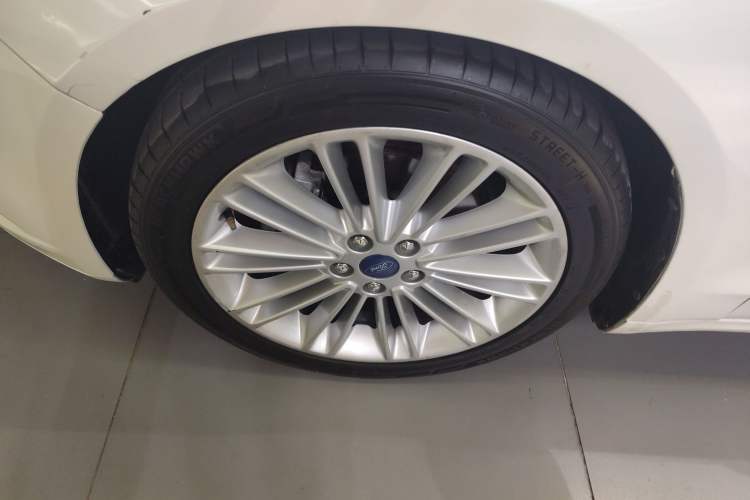 Used Ford Mondeo 2013 2.0L GTDi240 Flagship Edition
