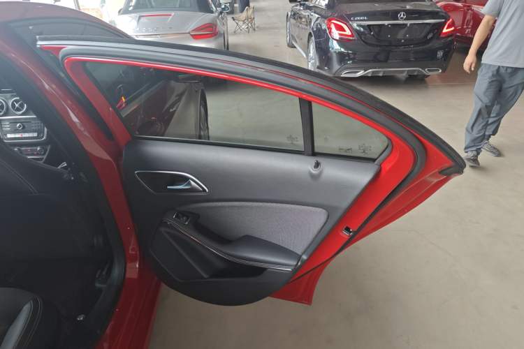 Used Mercedes-Benz A-Class 2016 A 200 Dynamic Edition
