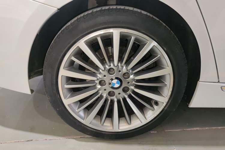 Used BMW 3 Series 2018 320Li Leading Luxury Package
