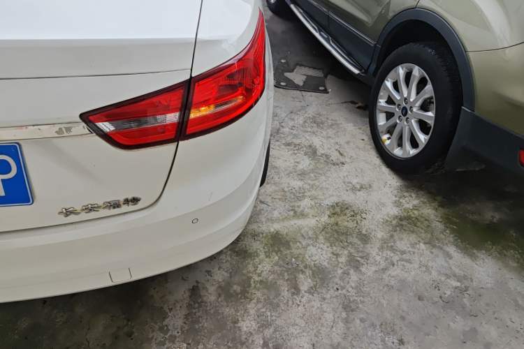 Used Ford Escort 2015 1.5L Automatic Comfort Model
