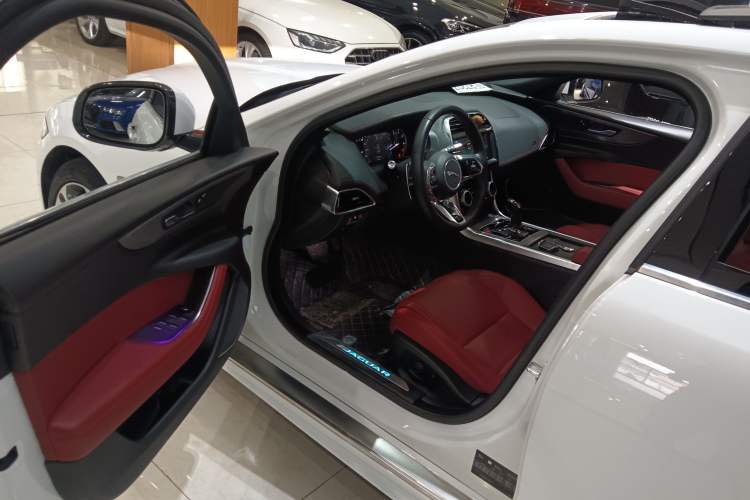 Used Jaguar XEL 2020 2.0T 200 PS R-DYNAMIC S Advanced Sport Edition