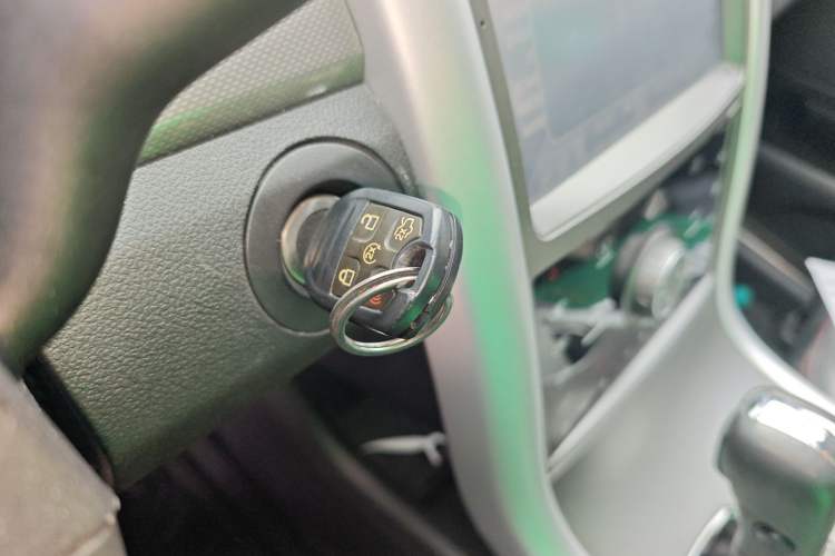 Used Ford Edge 2012 2.0T Elite Sunroof Edition