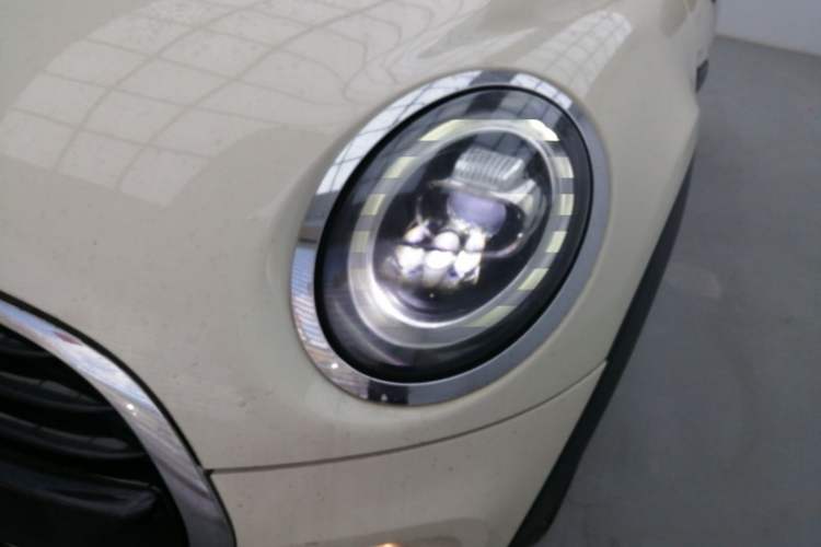 Used  MINI 2018 1.5T COOPER Classic Edition
