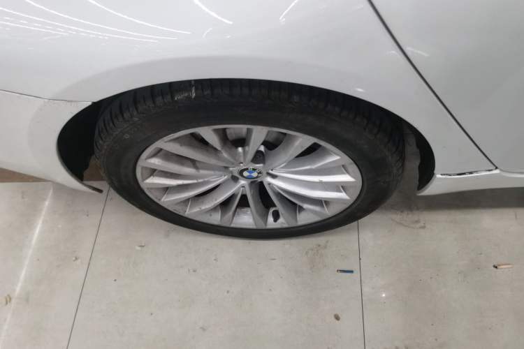 Used BMW 5 Series 2018 530Li Leading Edition Luxury Package
