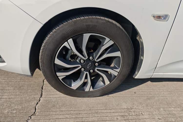 Used Chevrolet Monza 2020 Light Hybrid RS 330T Automatic Comfort Edition
