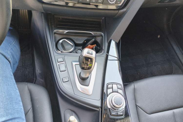 Used BMW 3 Series 2016 320Li Fashion Model
