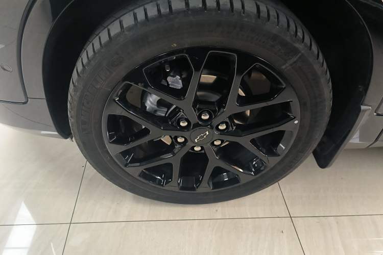 Used Chevrolet Blazer 2023 Light Hybrid 650T RS Twin-Clutch All-Wheel Drive Engine Version
