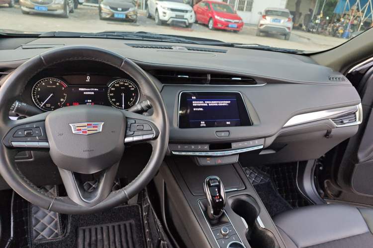 Used Cadillac XT4 2022 28T Two-Wheel Drive Fashion Edition