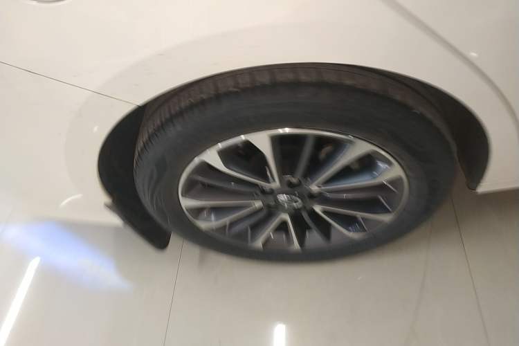 Used GAC Trumpchi EMPOW 2021 270T DCT J11 Version
