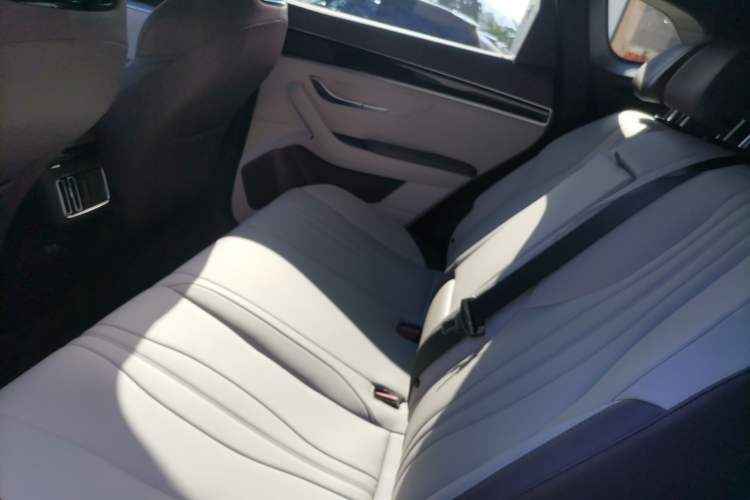 Used BYD Song PLUS New Energy 2025 DM-i Intelligent Driving 112KM Prestige Model