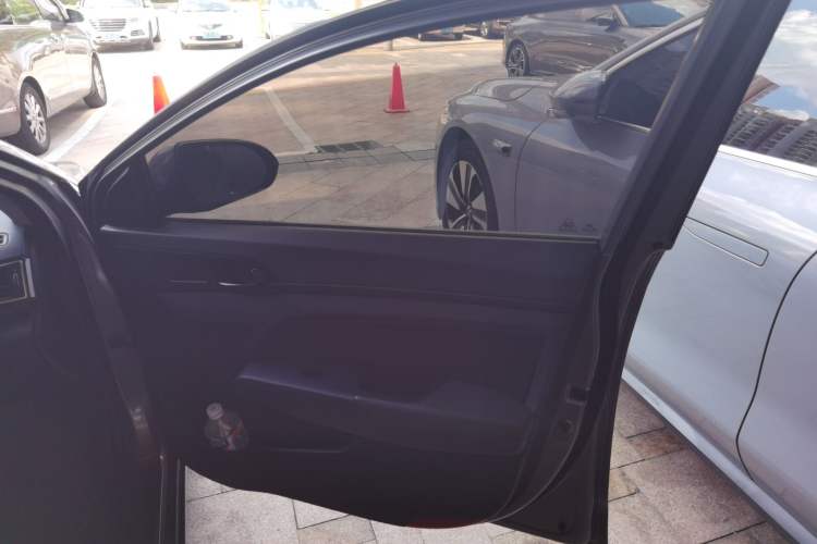 Used Hyundai Elantra 2018 1.4T Dual-Clutch Xuan Dong · Dynamic Edition
