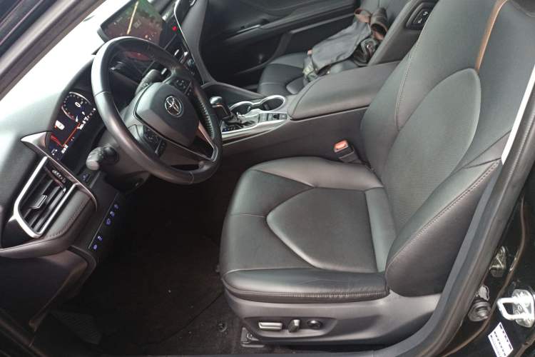 Used Toyota Camry 2021 2.5G Luxury Edition
