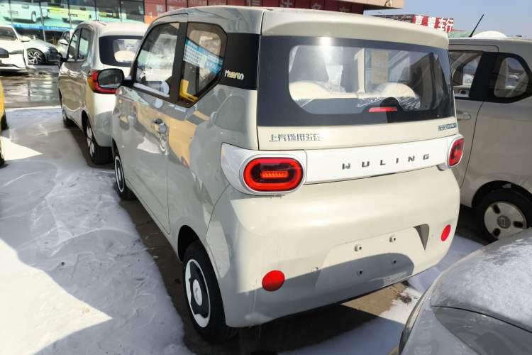 Used Wuling Hongguang MINIEV 2024 3rd Generation 215km Youth Edition
