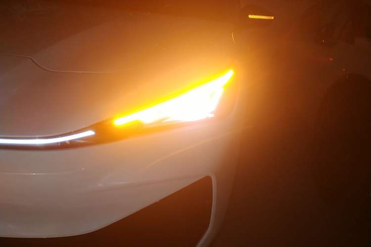 Used Volkswagen ID.UNYX 2024 Pro Long-Range Version
