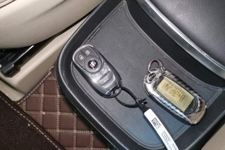 Used Buick GL8 2023 ES Lu Zun Luxury Model
