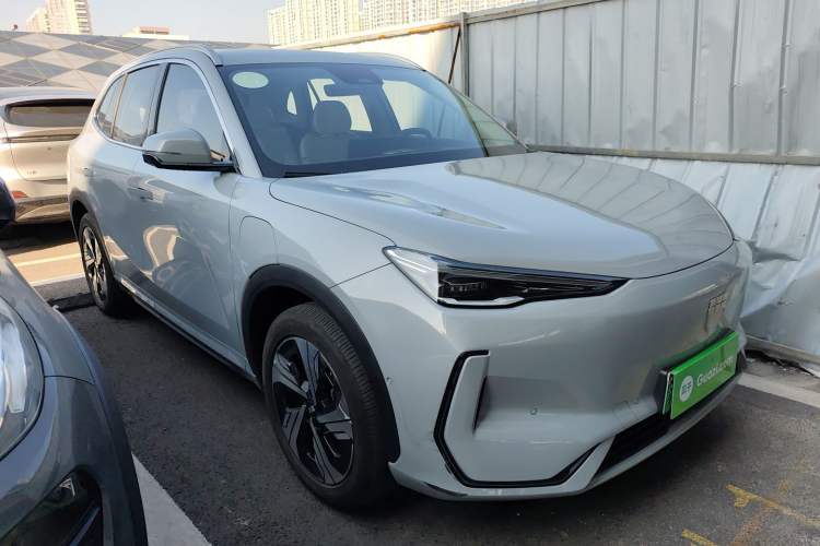 Used  E5 2024 530km Starship Edition
