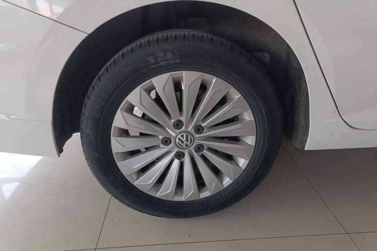 Used Volkswagen Lavida 2019 1.5L Automatic Comfort Edition China VI Standard