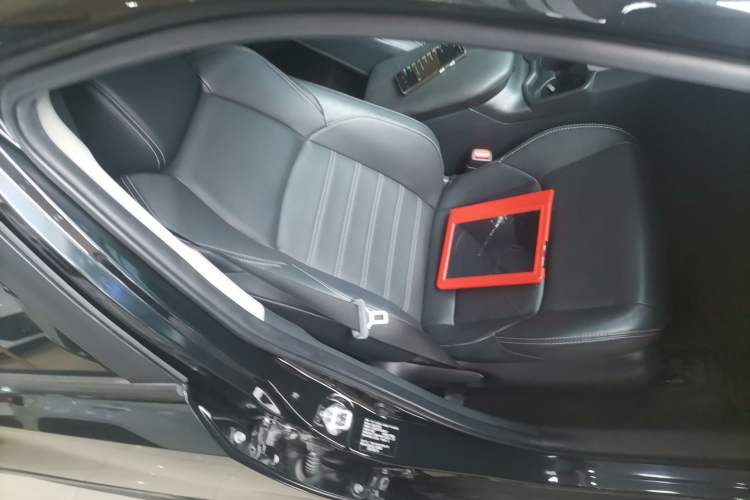 Used Toyota Wildlander 2022 2.0L CVT Two-Wheel Drive Luxury Edition
