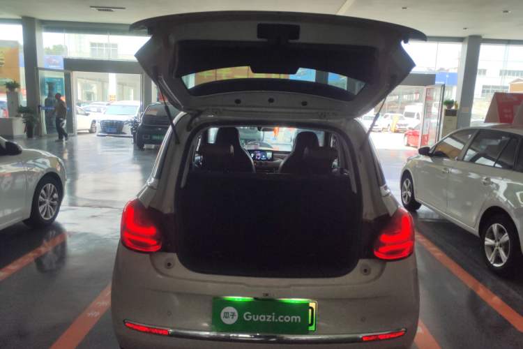 Used Wuling Bingo 2023 333 km Lingxi Connected Version
