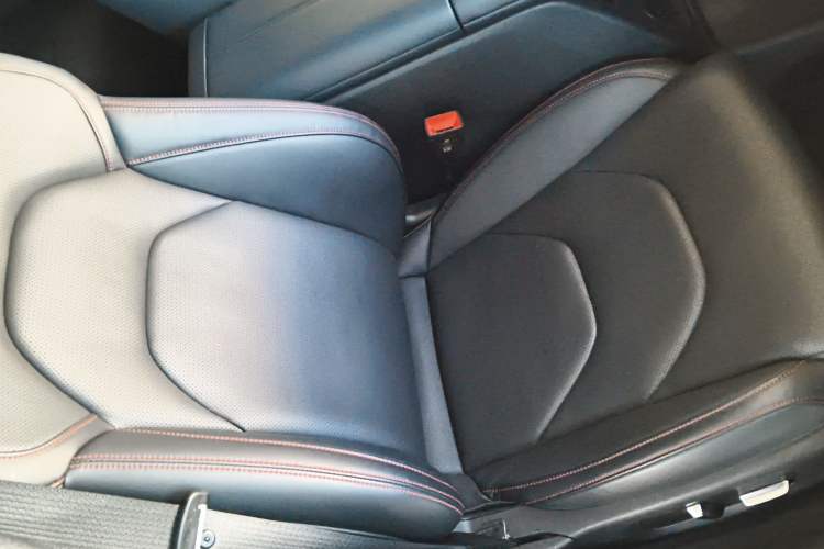 Used  SU7 2024 Rear-Drive Long-Range Intelligent Driving Version
