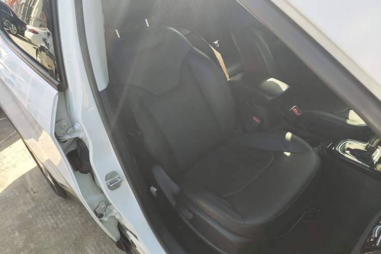 Used  Compass 2019 220T Automatic Family Edition
