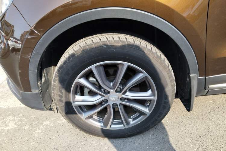 Used Geely Auto Emgrand X7 Sport 2016 1.8TD Automatic ZhiShang Model