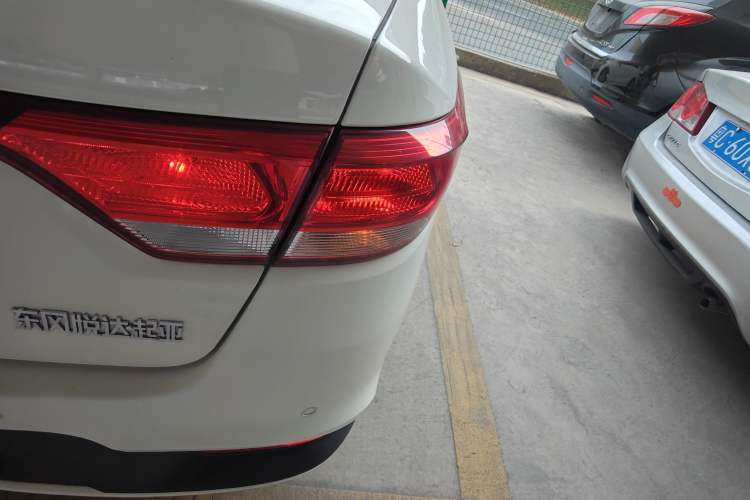 Used Kia K2 2017 Sedan 1.4L Manual Transmission 15th Anniversary Special Edition GLS