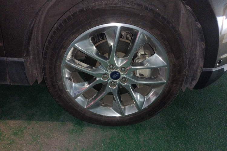 Used Ford Edge 2016 EcoBoost 245 Four-Wheel Drive Titanium 7-Seater
