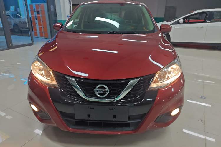 Used Nissan Tiida 2016 1.6L CVT Cool Dynamic Edition
