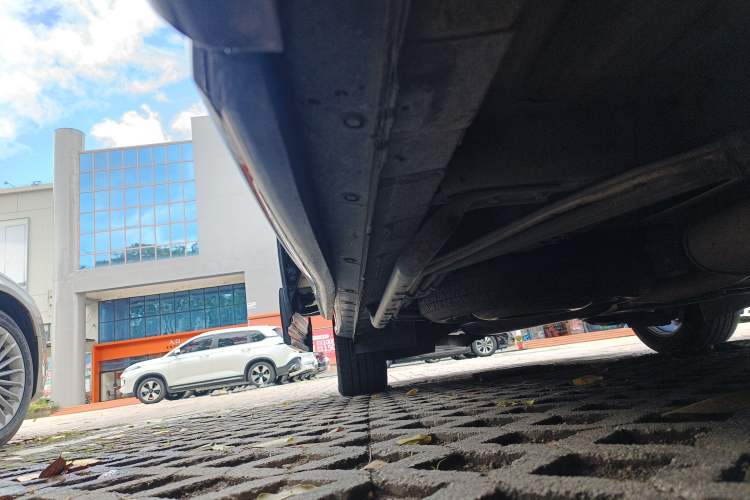 Used Nissan Quest 2015 3.5L SL