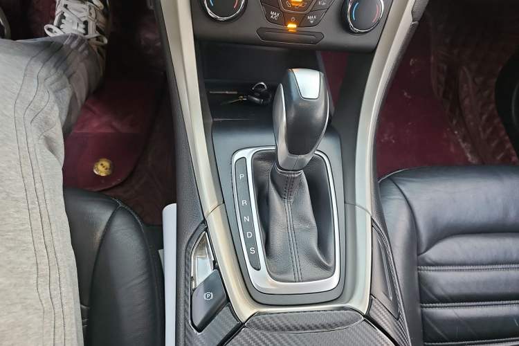 Used Ford Mondeo 2013 2.0L GTDi 200 Fashion Edition