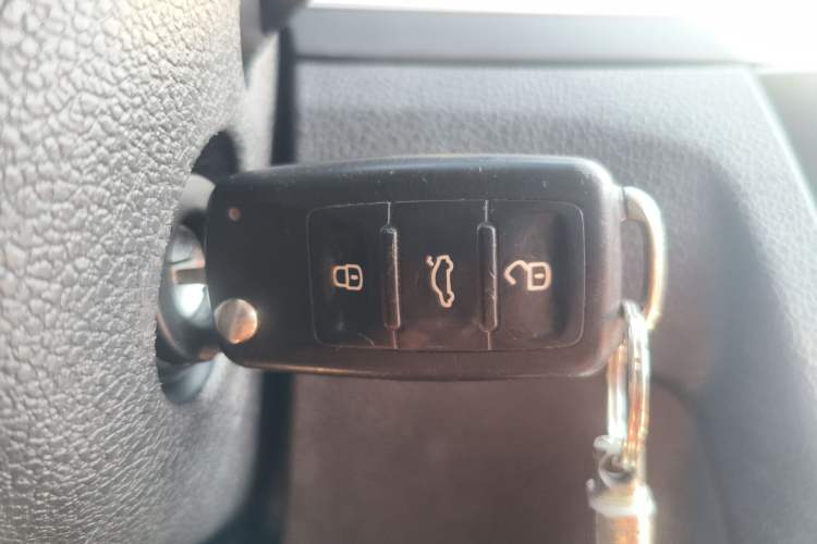 Used Volkswagen C-TREK 2018 1.5L Automatic Fashion Model