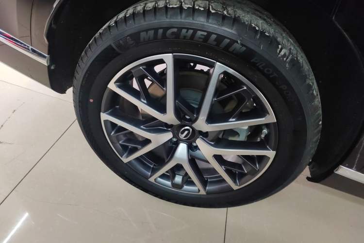 Used GAC Trumpchi GS8 2022 Double-Energy Series 2.0TM Two-Wheel Drive Prestige Edition (6 Seats)
