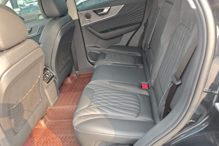 Used Hongqi HS5 2023 2.0T Qixiang Pro Edition