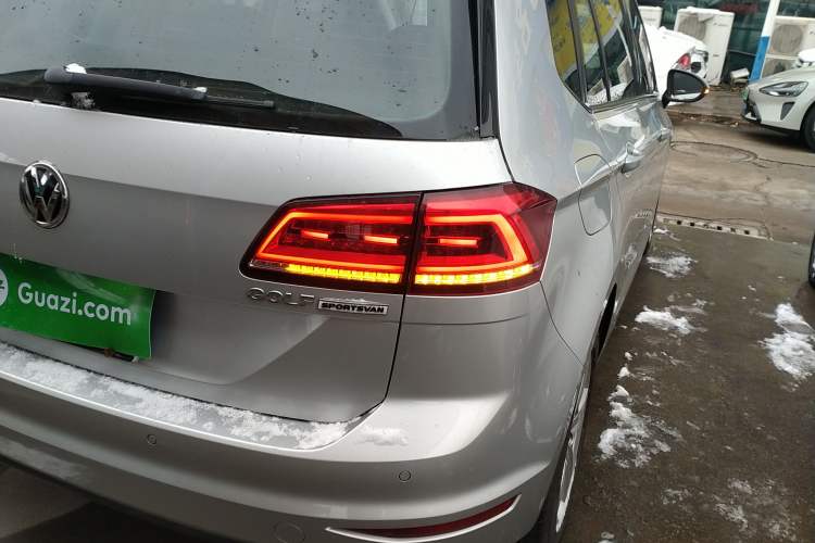 Used Volkswagen Golf Sportsvan 2016 1.6L Automatic Comfort Model
