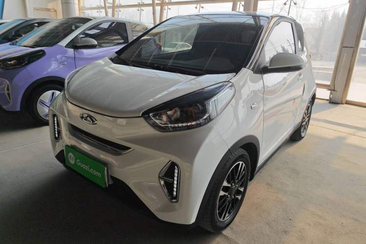 Used Chery Little Ant 2022 Revised Version Sweet Pink Edition Half-Sugar Version Lithium Iron Phosphate 30.7 kWh 30 kW 301 km