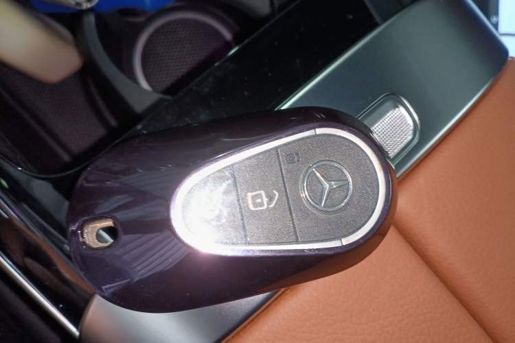 Used Mercedes-Benz GLC 2024 GLC 300 L 4MATIC Dynamic Edition 5-seater
