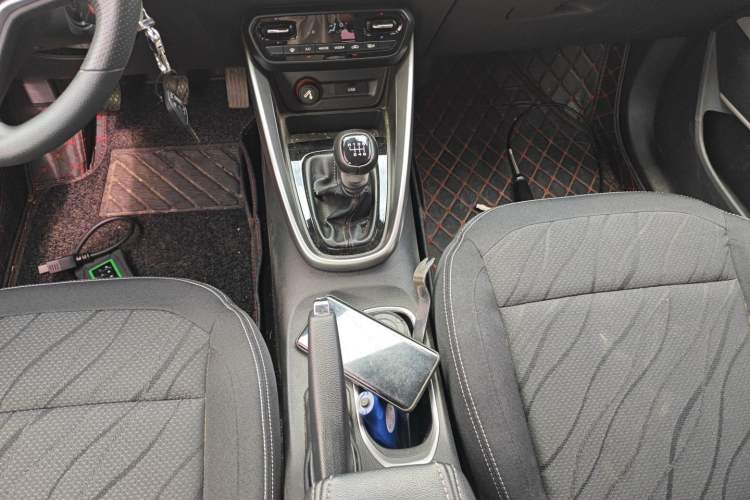 Used Baojun 510 2019 1.5L Manual Enjoyment Model 77kW China VI Emission Standard
