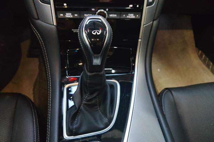 Used Infiniti Q50L 2018 2.0T Enjoyment Edition China V standard
