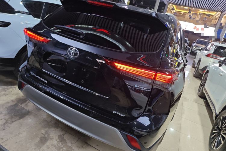 Used Toyota Highlander 2024 2.5L Smart Electric Hybrid Dual-Engine Four-Wheel Drive Prestige Version – 7 Seats